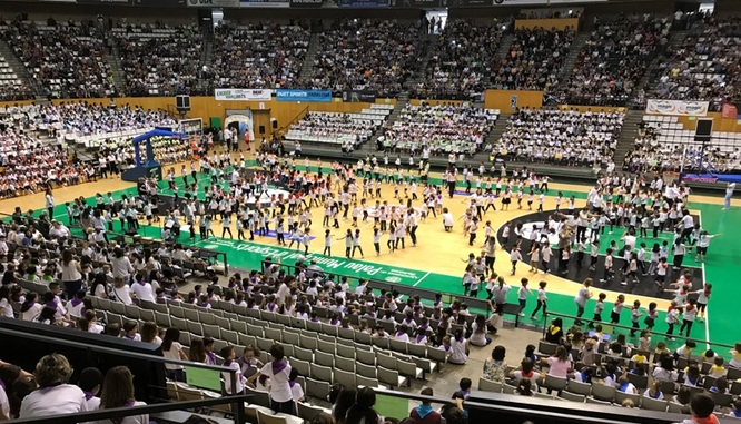 Badalona organitza la 18a Trobada escolar de danses
