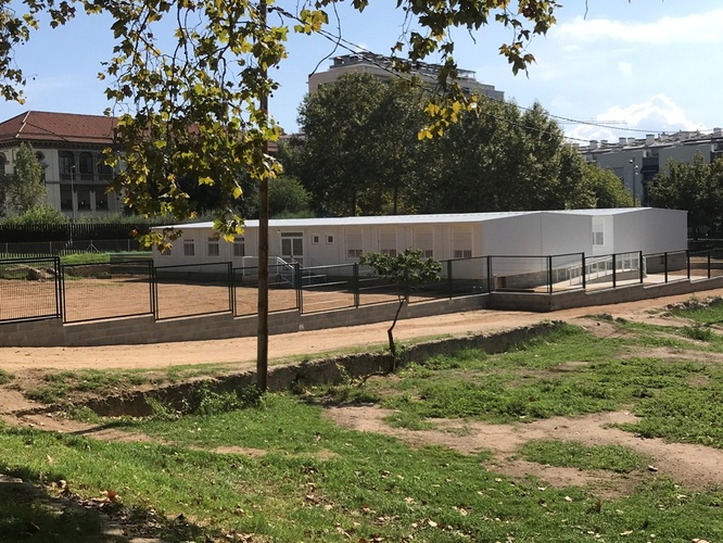 Badalona cedeix a la Generalitat els terrenys per a la construcció i posada en funcionament dels Instituts d'Educació Secundària Ventura Gassol i La Riera
