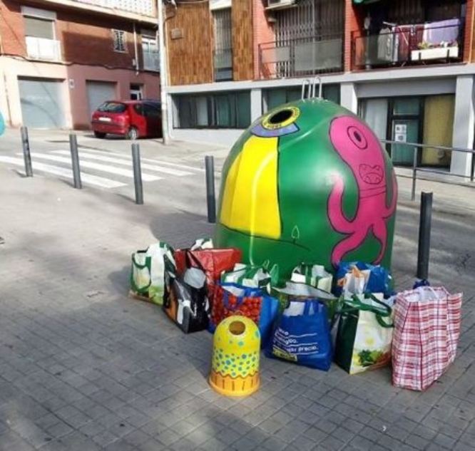 El col·legi Ramiro de Maeztu del barri de Llefià de Badalona guanya el primer premi d’una campanya educativa sobre el reciclatge de vidre