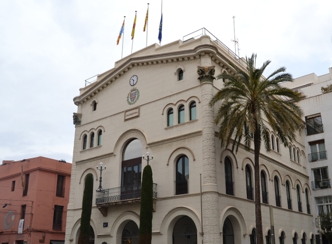 Badalona commemora aquest divendres el Dia Internacional de l’Orgull LGTBIQ amb la lectura conjunta d’un manifest a la plaça de la Vila