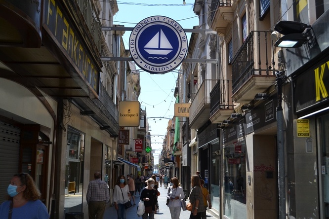 Els establiments comercials de Badalona podran obrir el 8 de desembre