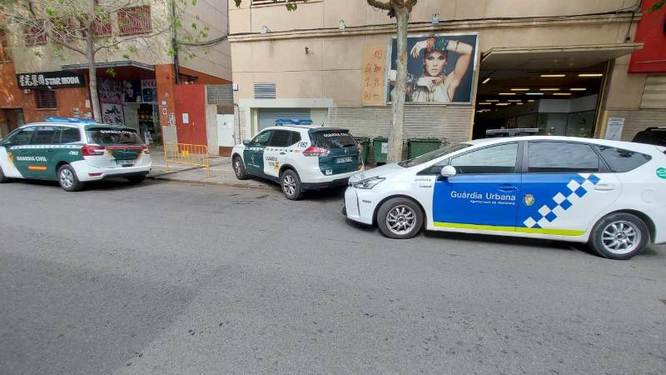 Intervinguts 47.000 productes falsificats o de contraban en una important operació contra la ‘pirateria’ a Badalona