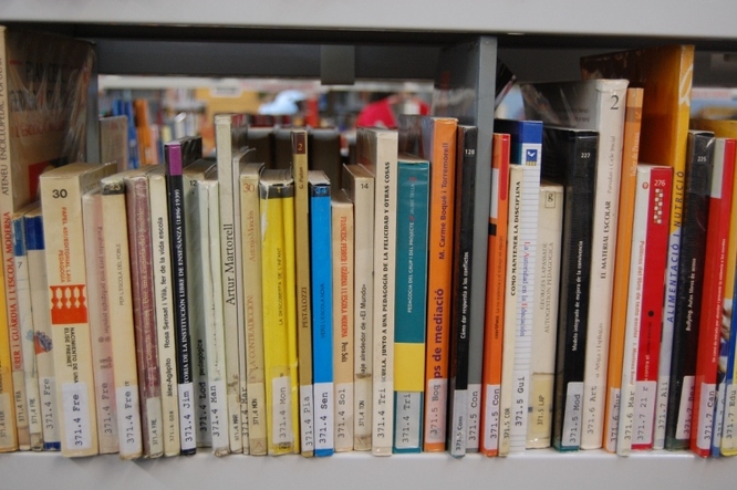 La Xarxa Municipal de Biblioteques de Badalona inicia el cicle Transmetre l’Hàbit de la Lectura
