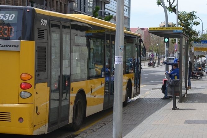 La pacificació del carrer d’Enric Borràs comença amb la reducció d’un 35% del trànsit d’autobusos