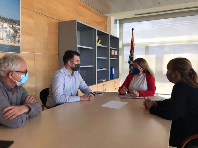 La regidora de Salut i Diversitat Funcional es reuneix amb representants de l’ONCE per conèixer la situació de l’organització a la ciutat