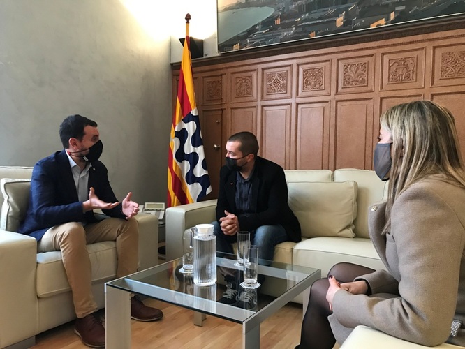 Badalona s’adherirà al programa VIOPET, una iniciativa per acollir temporalment als animals de dones víctimes de violència masclista