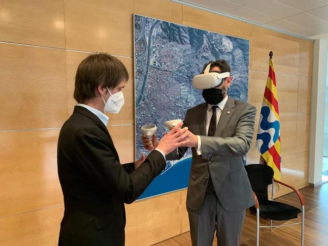 Badalona participa en la presentació de Catvers: el Metavers en català que vol configurar el futur espai virtual de les xarxes socials