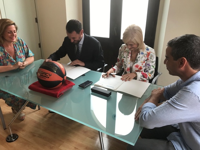 Diputació i Ajuntament formalitzen l’aportació d’1,5 milions d’euros per millorar les instal·lacions esportives